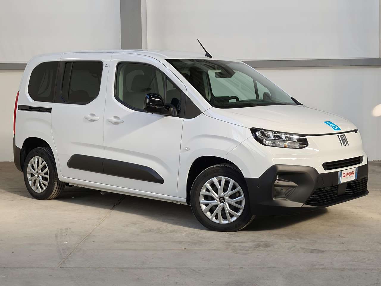 Fiat Doblo 1.5 100cv Trasporto Disabili 4+1 Pianale Ribassato