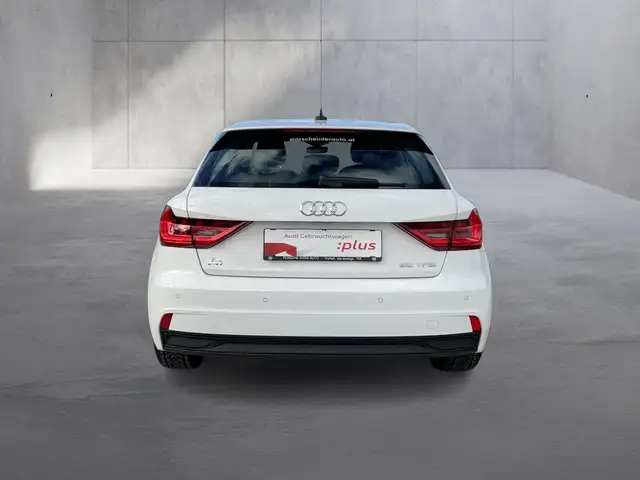 Audi A1 view 4