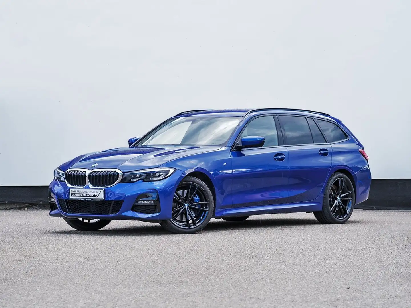BMW 318 Limousine in Blau gebraucht in Waiblingen für € 5.900