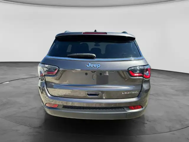 Jeep Compass view 6