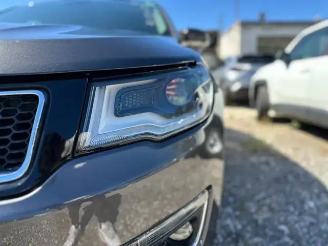 Jeep Compass view 12