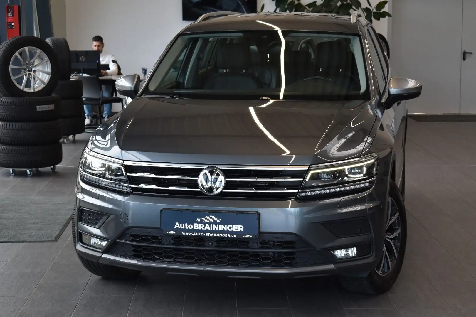 Volkswagen Tiguan Allspace 2.0TDI DSG 7-Sitzer LED~VirtualC Grau - 1