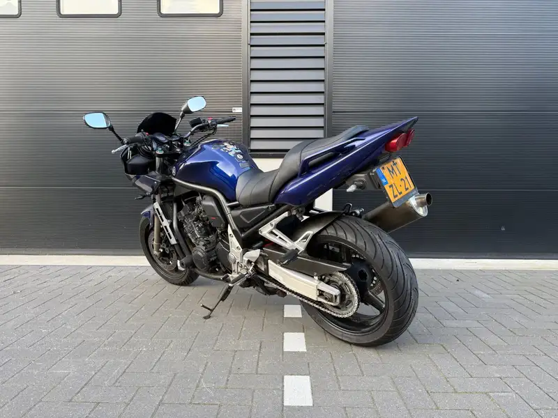 Yamaha FZS 1000 - foto 3