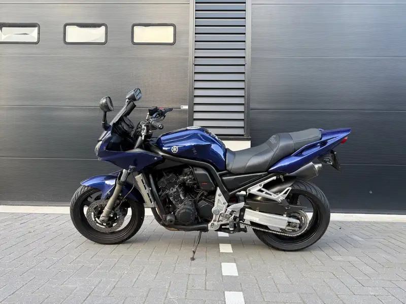 Yamaha FZS 1000 - foto 2