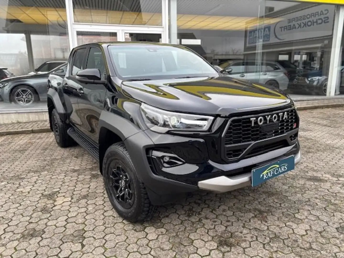 Toyota Hilux HiLux 4x4 Double Cab Autm. GR Sport Negro - 2