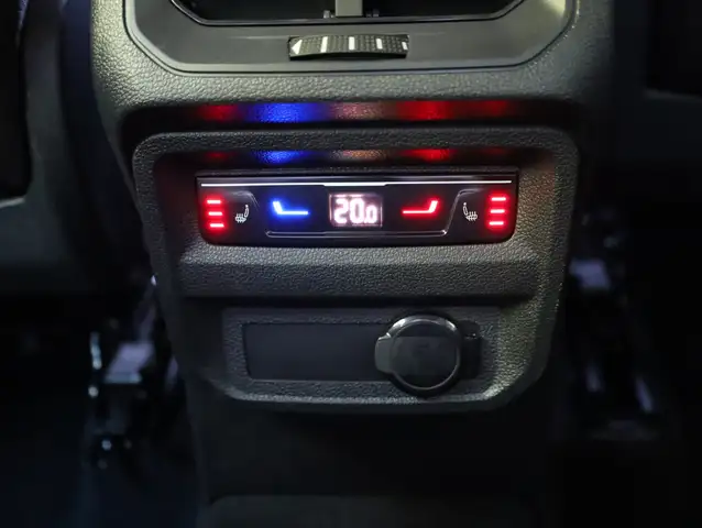 Volkswagen Tiguan view 16