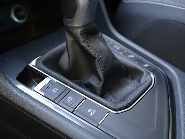 Volkswagen Tiguan view 19