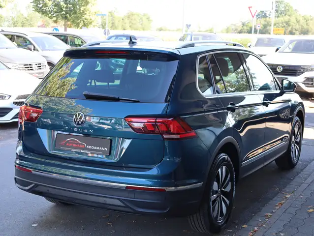 Volkswagen Tiguan view 10