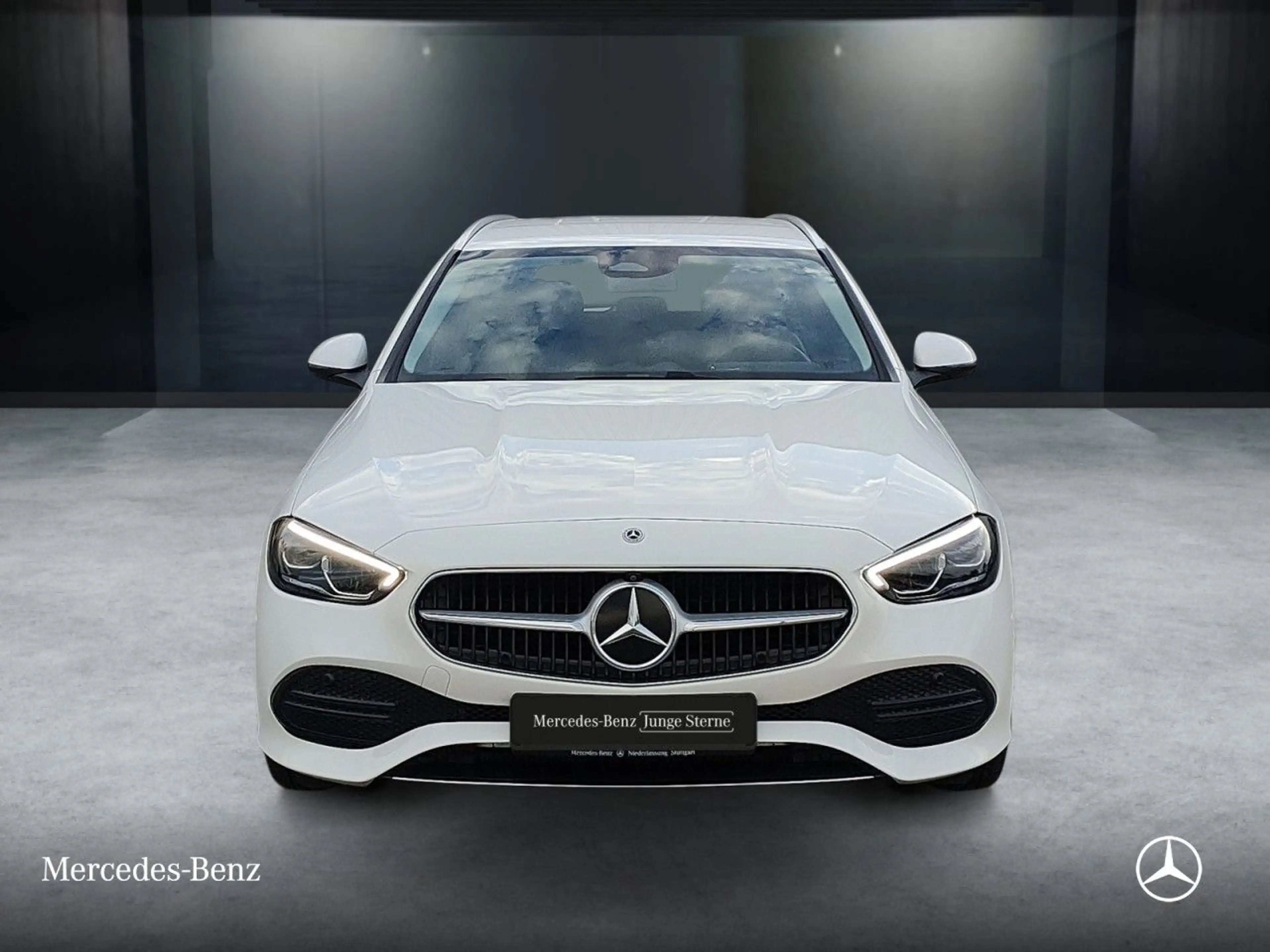 Mercedes-Benz C 180 T AVANTG+360+AHK+LED+TOTW+KEYLESS+9G — photo 11
