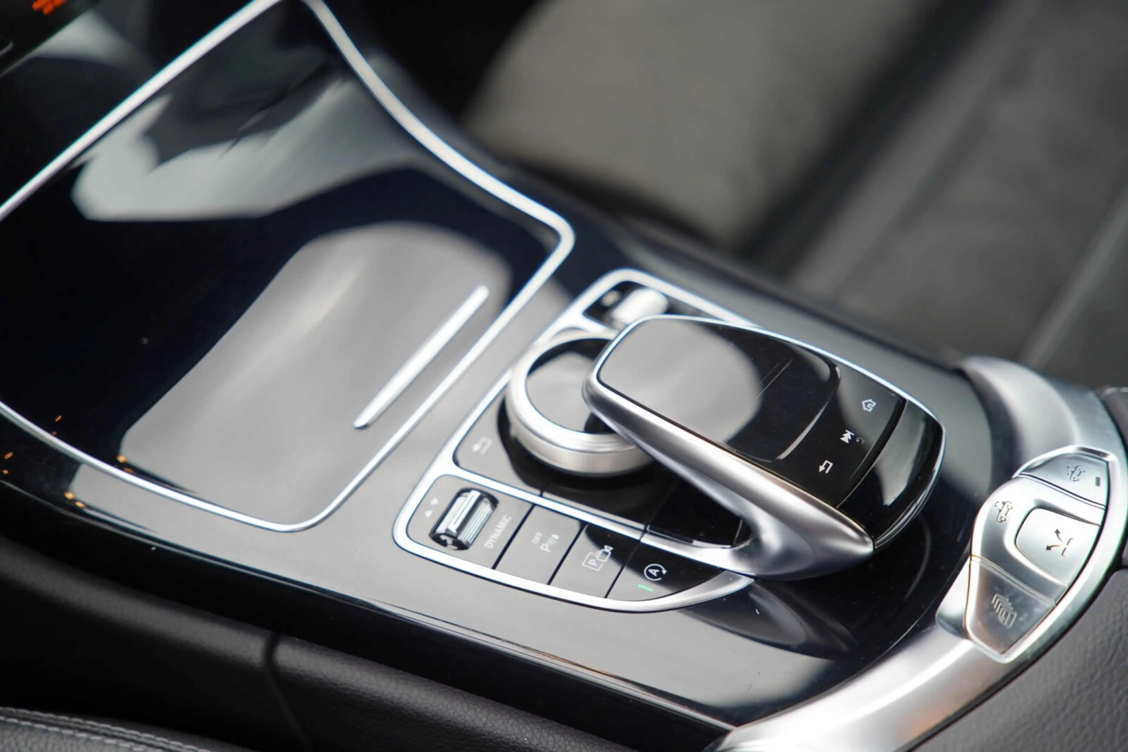 Mercedes-Benz C 180 C 180 Cabrio AMG Line Ambiente Keyless Komfort — photo 20