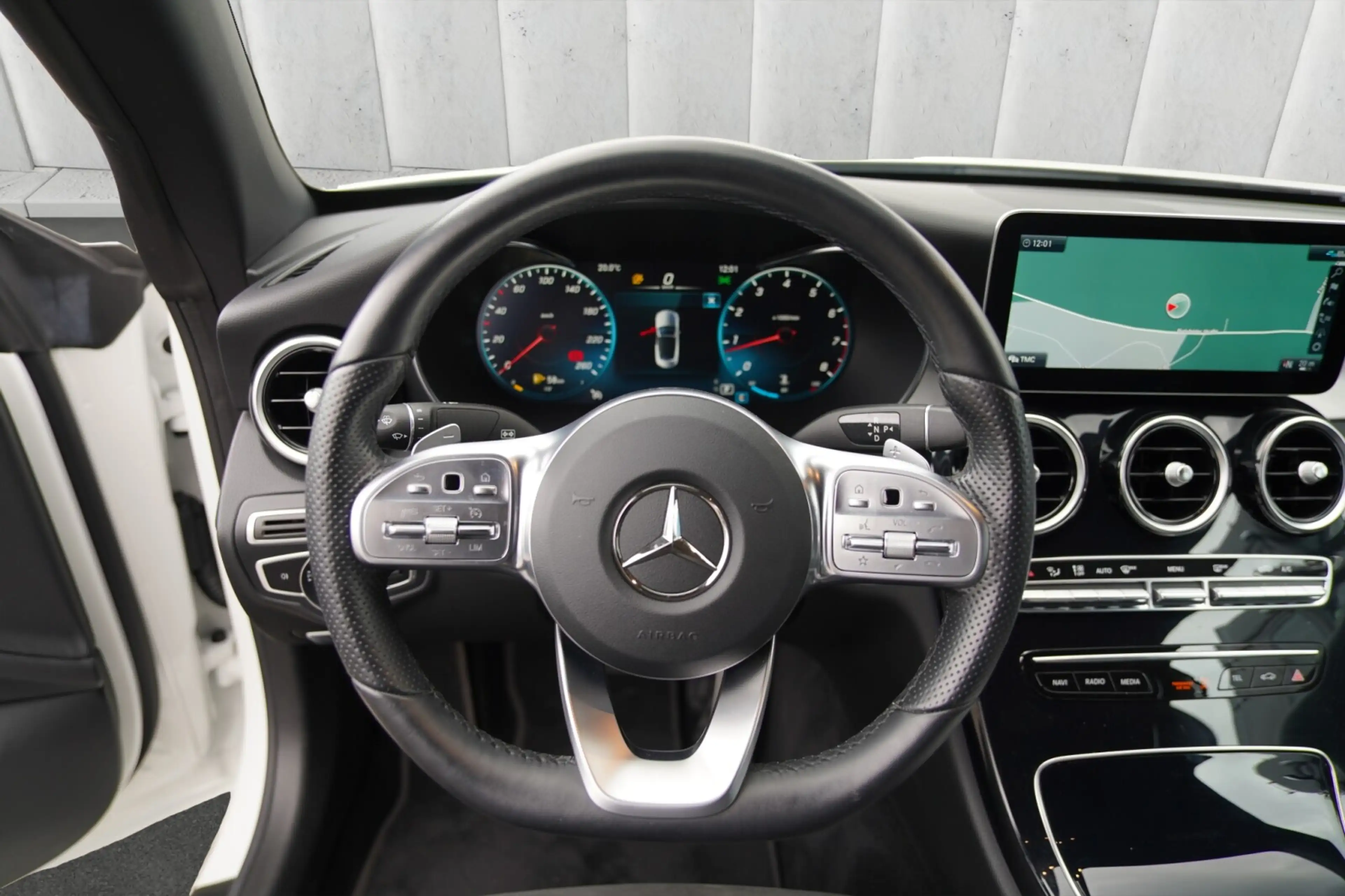 Mercedes-Benz C 180 C 180 Cabrio AMG Line Ambiente Keyless Komfort — photo 14