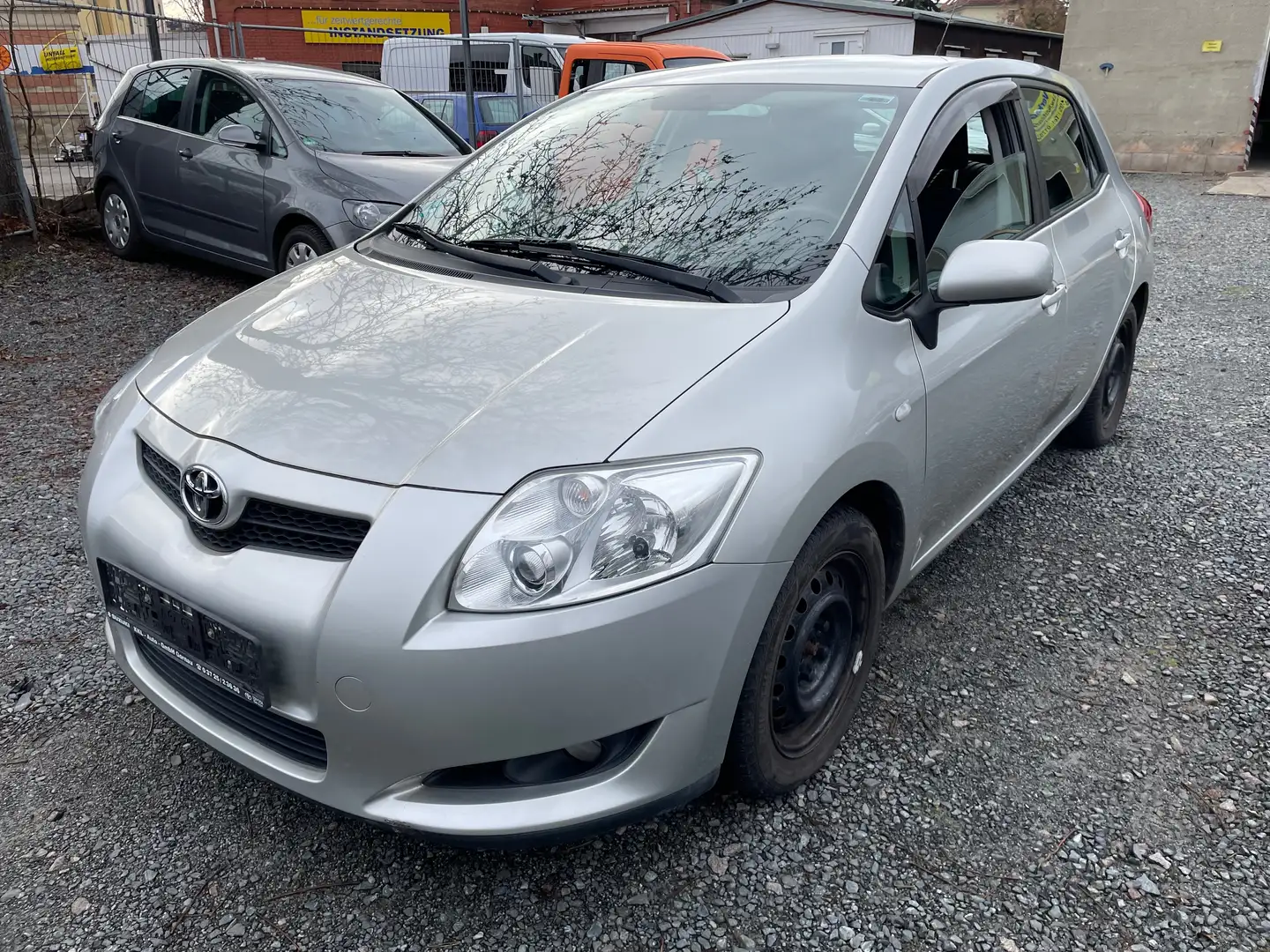 Toyota Auris Bronze - 2