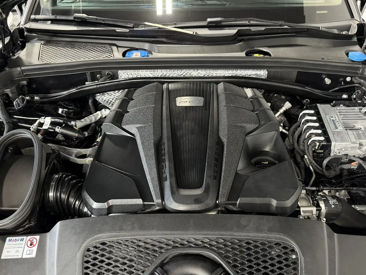 Porsche Macan снимка Porsche Macan