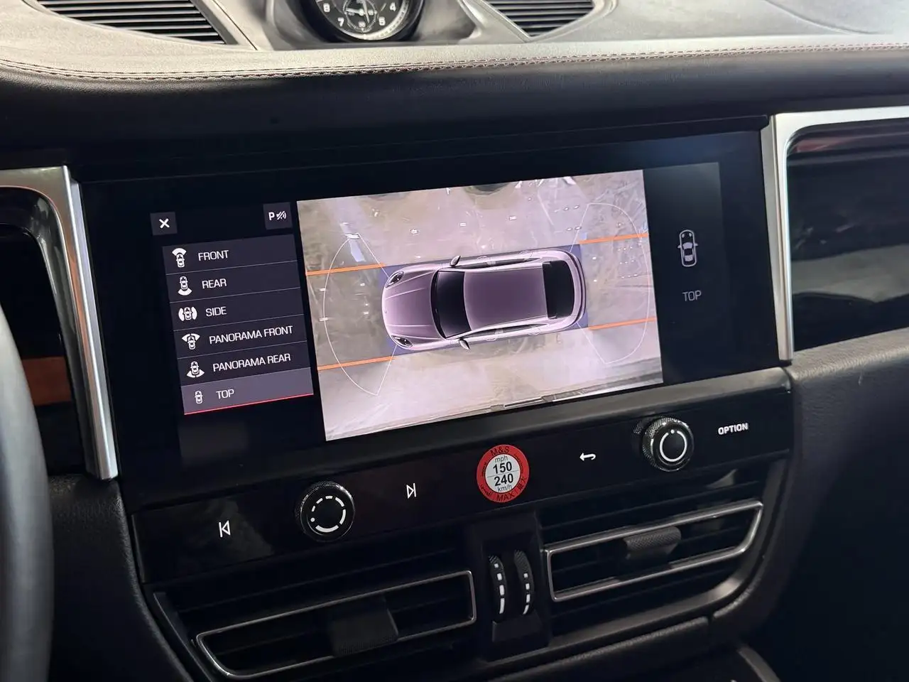 Porsche Macan снимка Porsche Macan