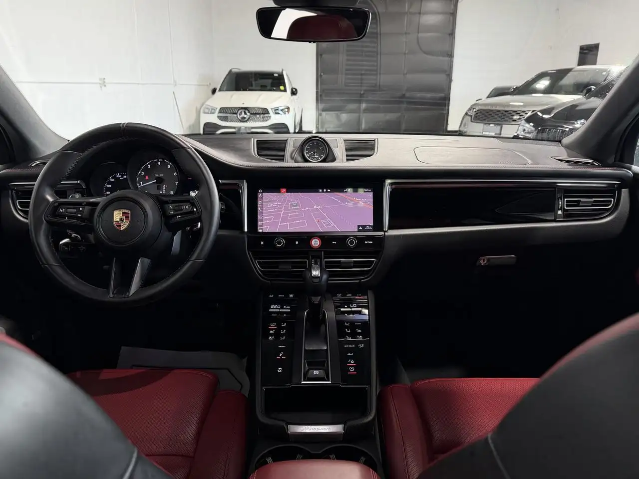 Porsche Macan снимка Porsche Macan