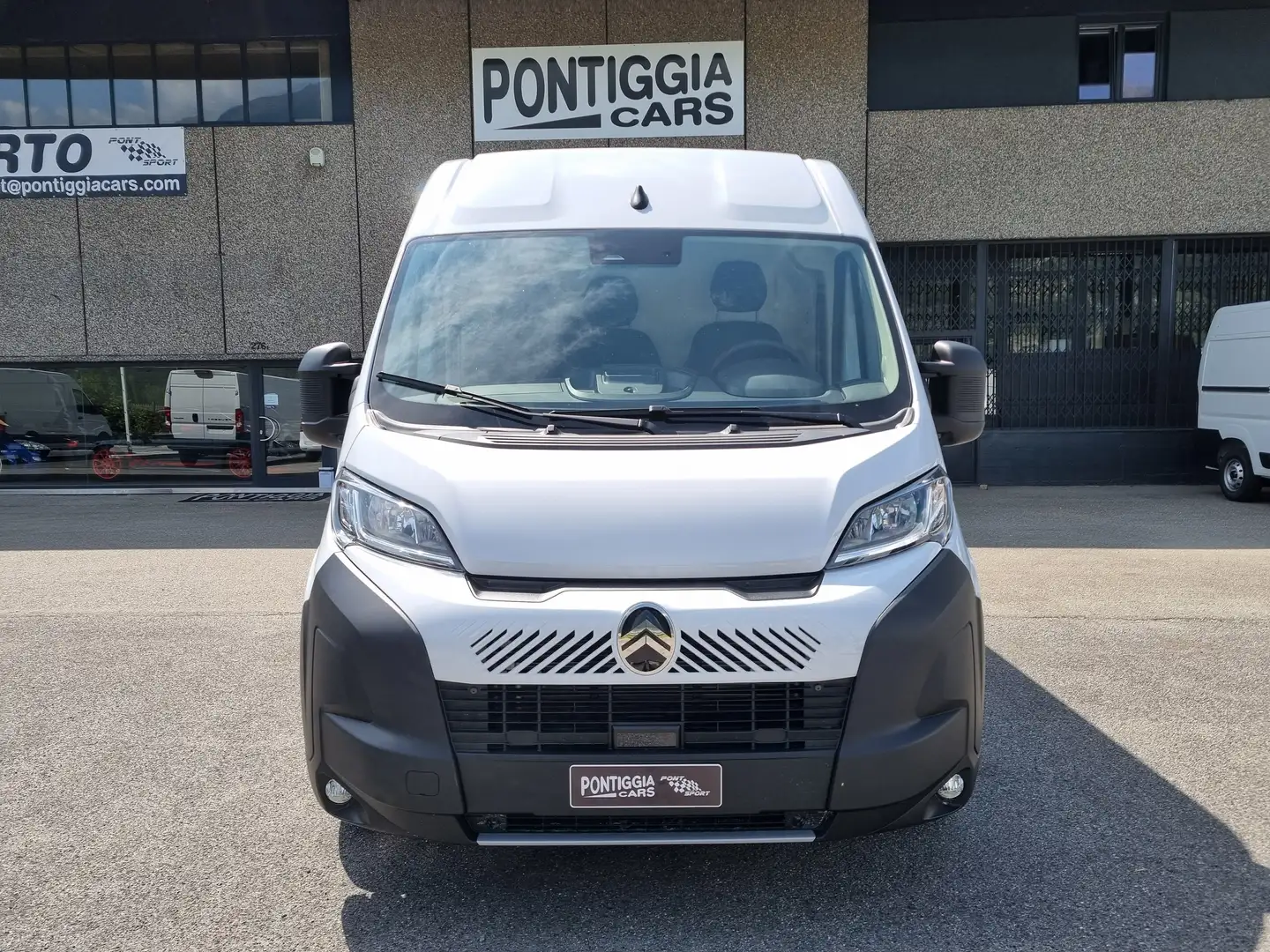 Citroen Jumper 435 L3H2 2.2 140CV BLUEHDI PACK TECNO + FULL OPT.! Weiß - 2