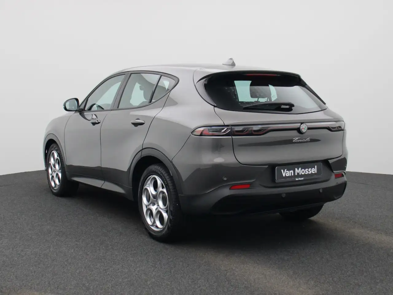 Alfa Romeo Tonale 2023