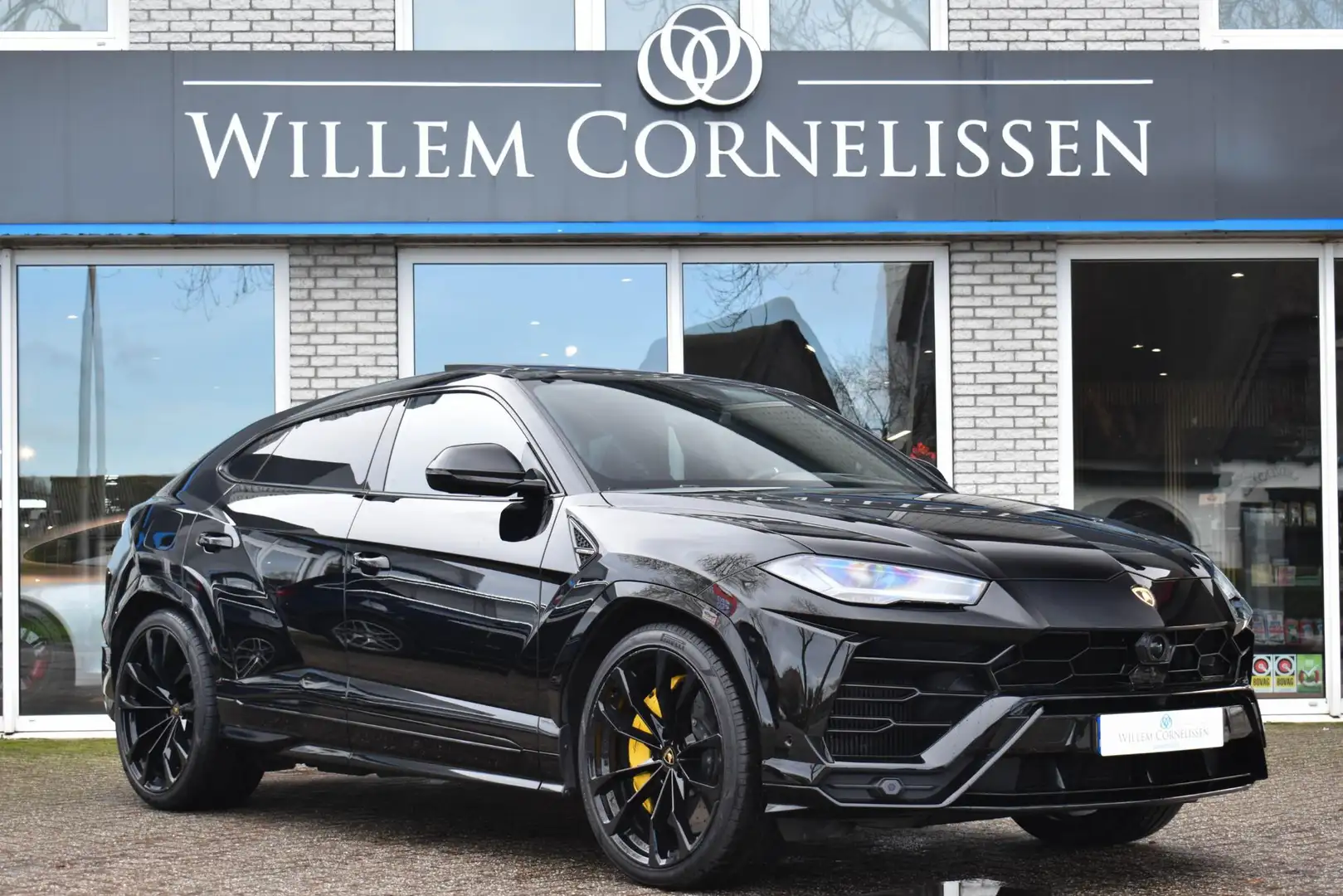 Lamborghini Urus 4.0 V8 Keramisch Pano B&O Leder BTW Lamborghini Ur Zwart - 1