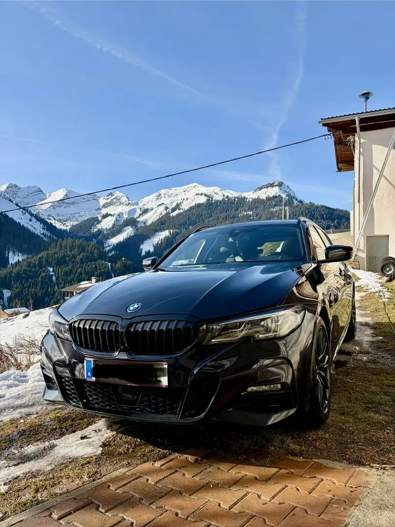 BMW 330 330e Hybrid xDrive Schwarz - 1