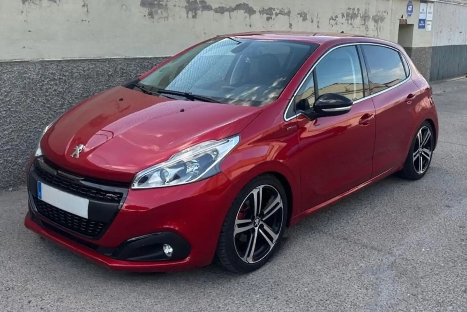 Peugeot 208 5P GT-Line 1.2L PureTech 81KW (110CV)S&S Rojo - 1