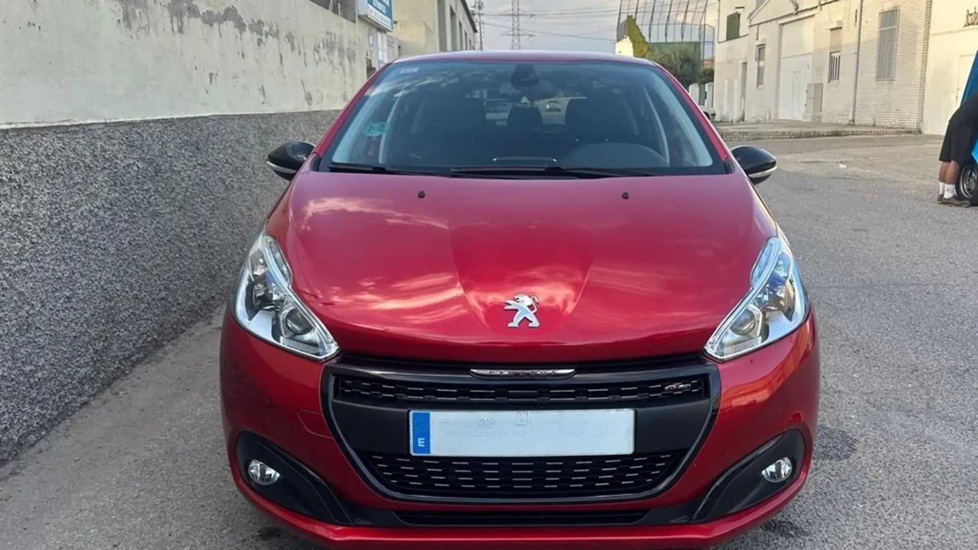 Peugeot 208 5P GT-Line 1.2L PureTech 81KW (110CV)S&S Rojo - 2