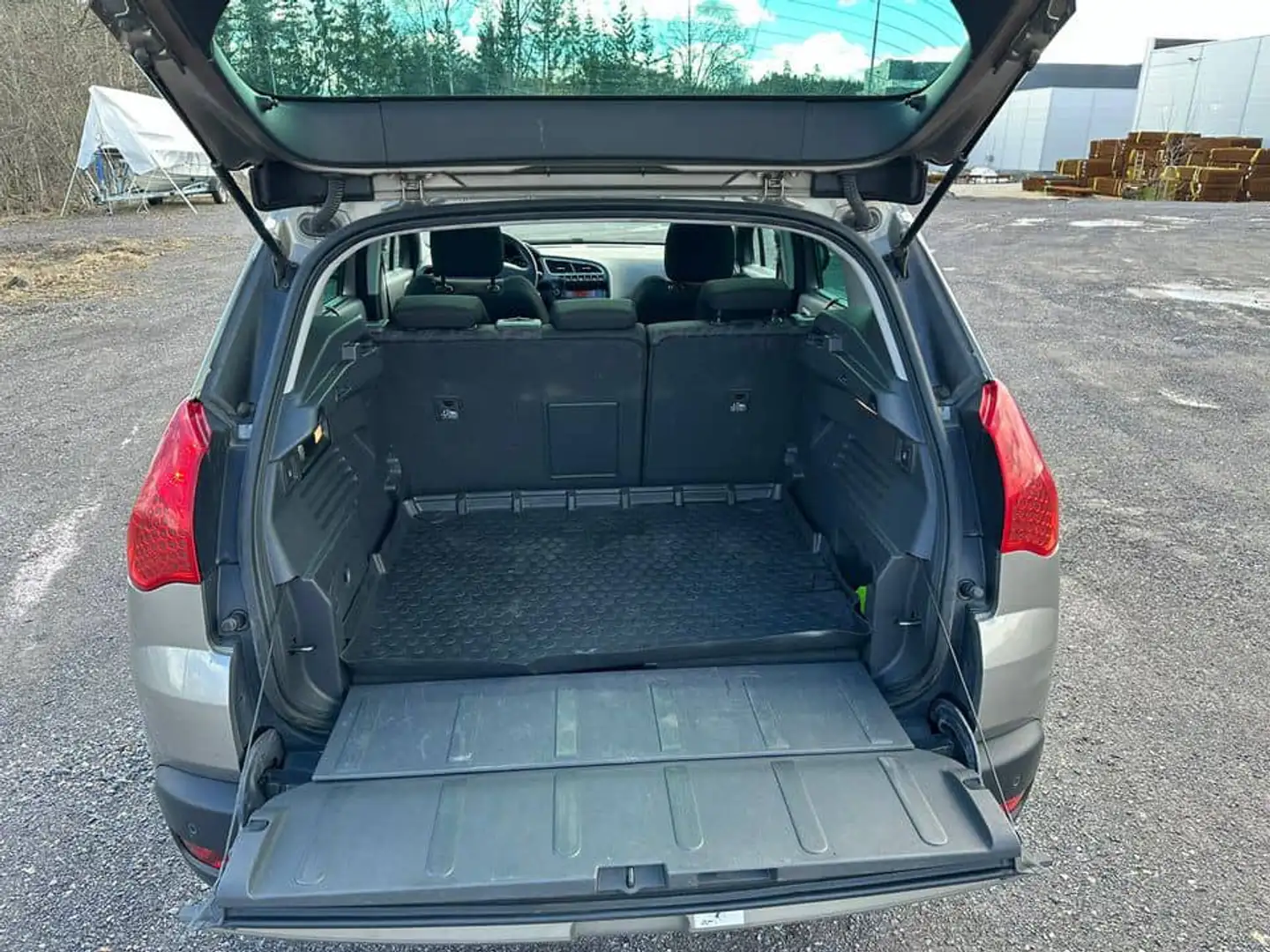 Peugeot 3008 3008 1.6 HDi 16V 110ch FAP Premium - 2