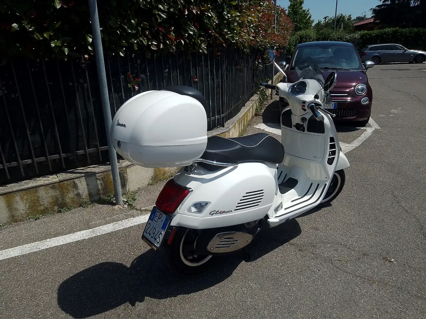 Vespa GTS Super 300 vespa GTS super 300  (euro 4 ) Wit - 1