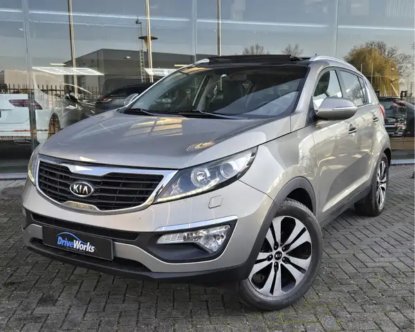 Kia Sportage 2.0 X-clusive | Xenon | Pano | Leer | Trekhaak | N
