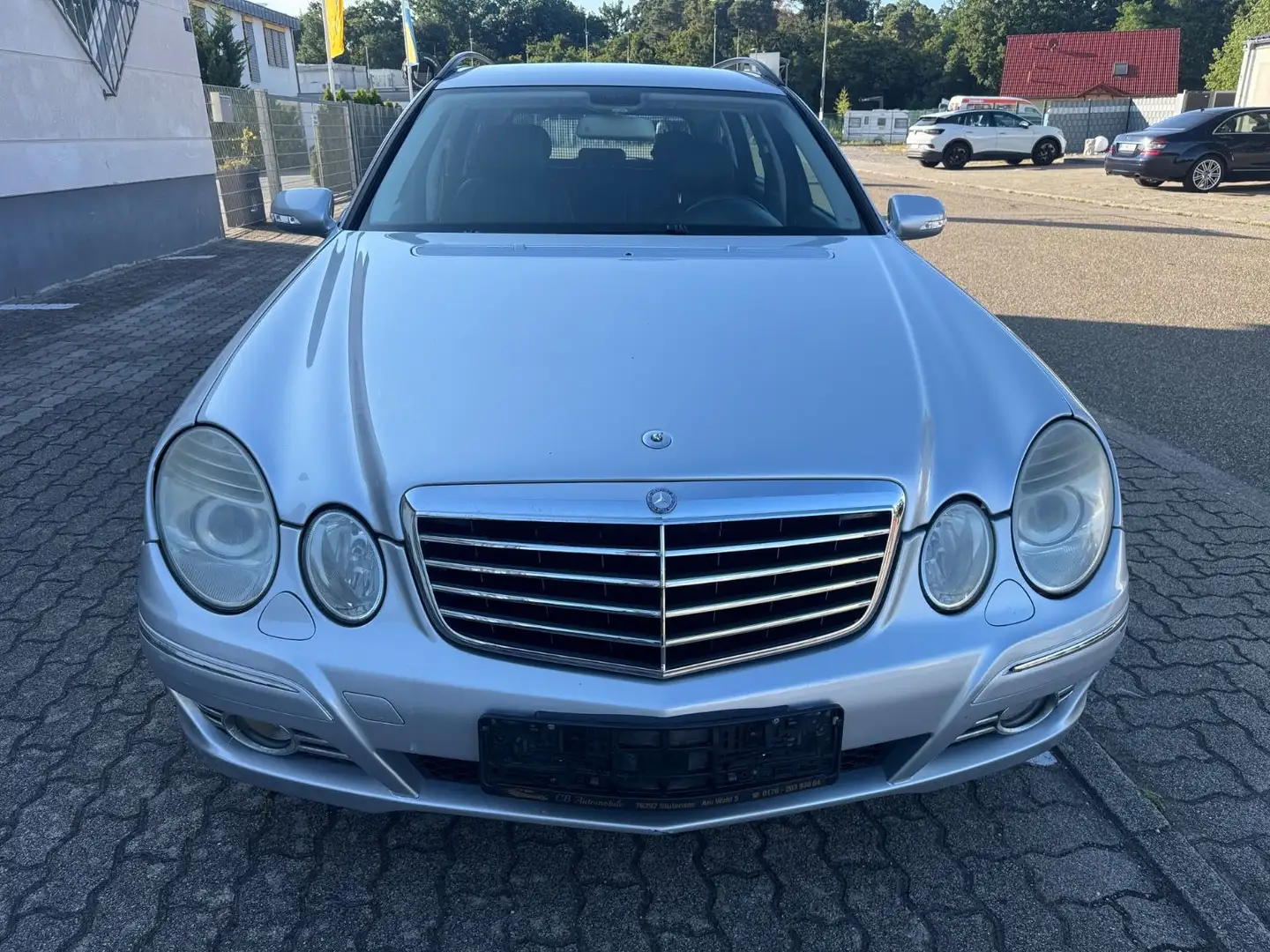 Mercedes-Benz E 220 E -Klasse T-Modell E 220 T CDI Silber - 2