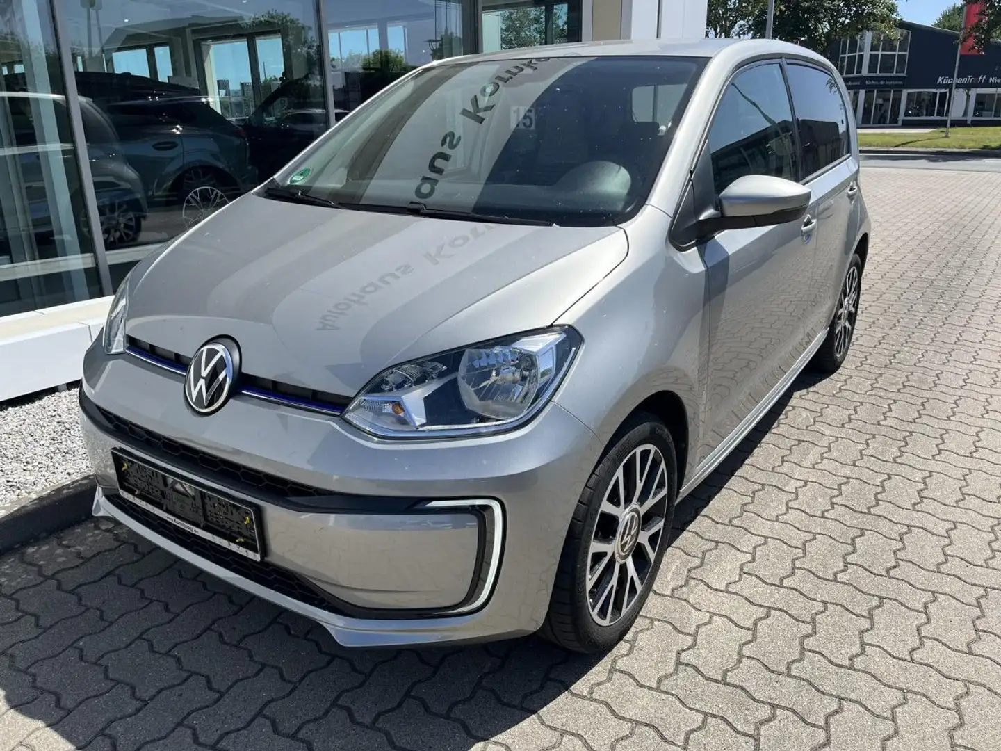 Volkswagen e-up! move up! Style Plus Kamera 16 Zoll Bluetooth Silber - 2
