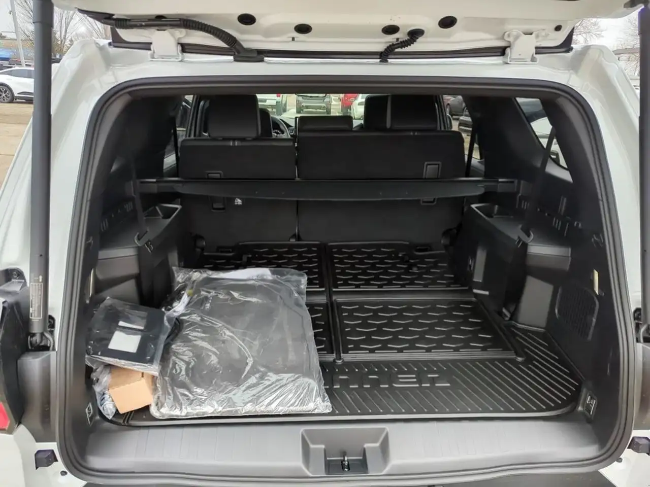 Toyota 4-Runner снимка Toyota 4-Runner