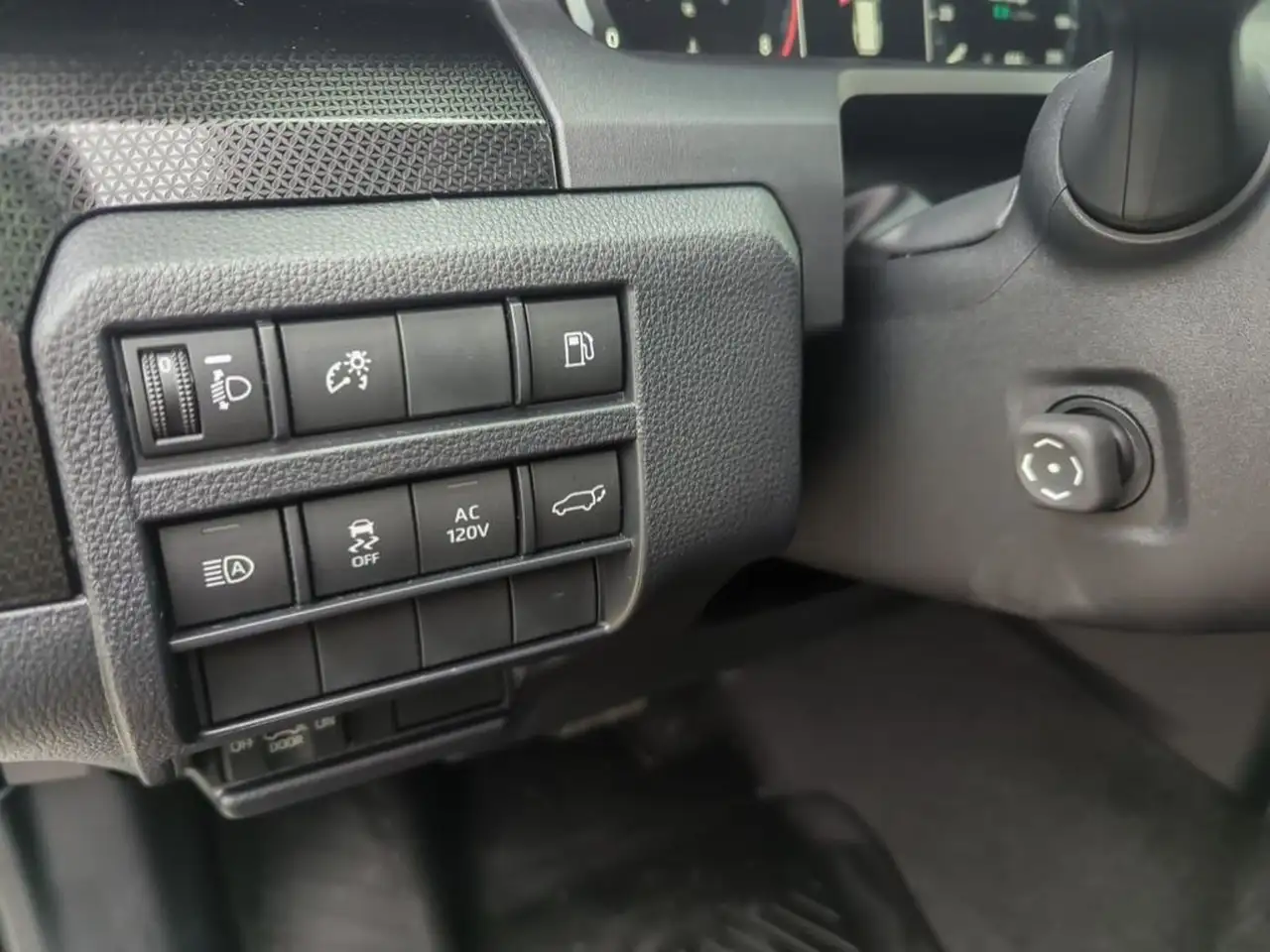 Toyota 4-Runner снимка Toyota 4-Runner