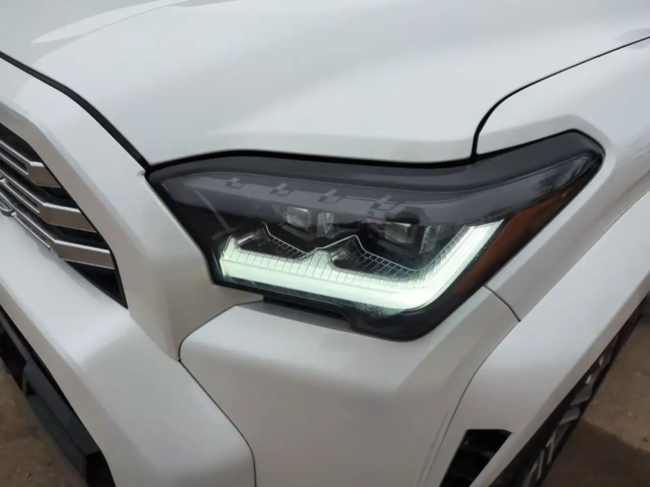 Toyota 4-Runner снимка Toyota 4-Runner