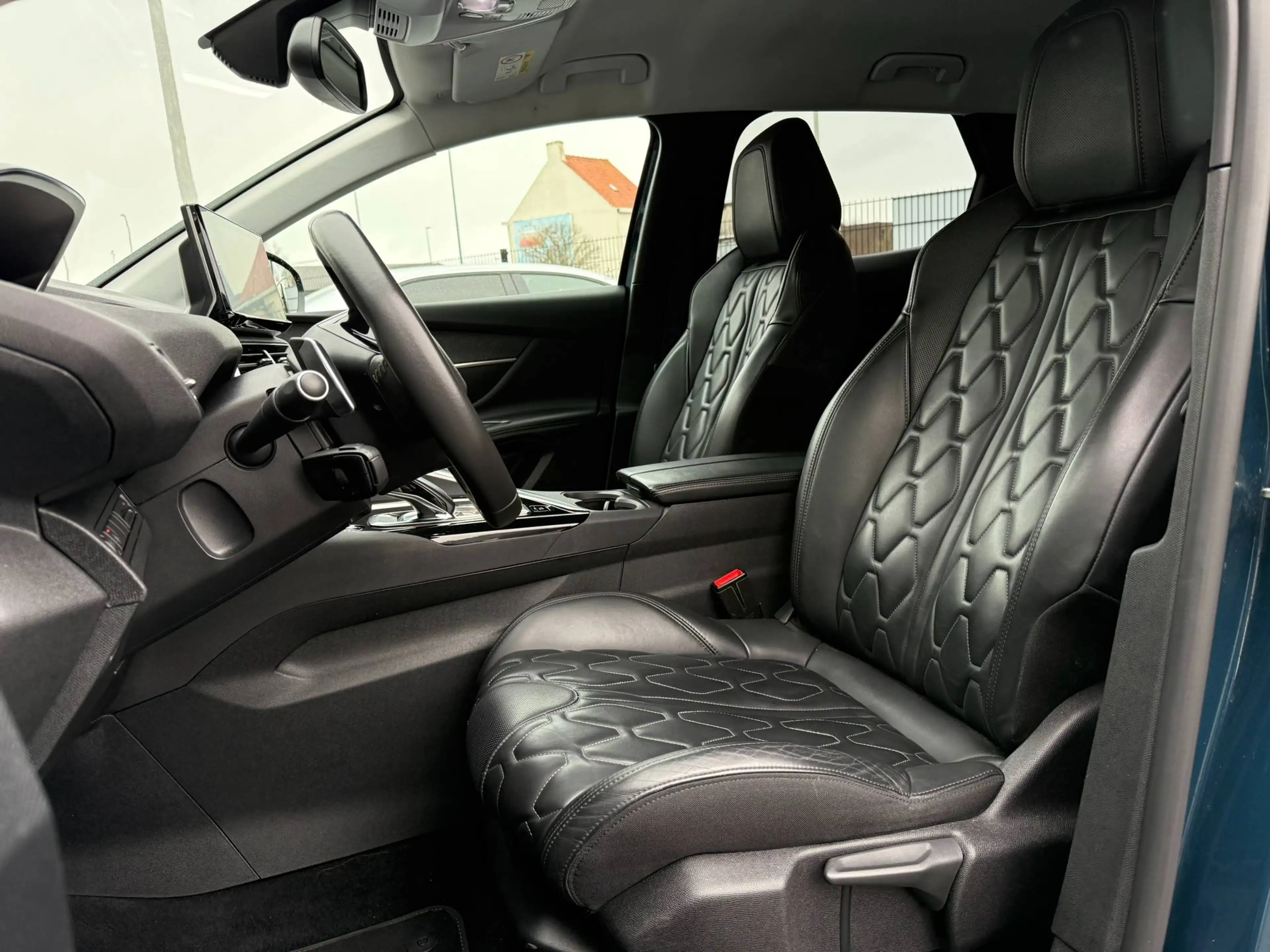 Peugeot 3008 AUTOMAAT / LEDER / CARPLAY / CAMERA / NAVIGATIE / — photo 14