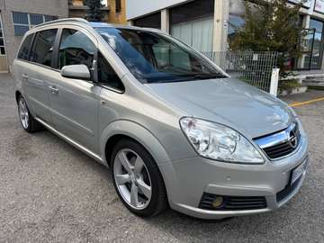 Zafira II 1.9 cdti Cosmo 150cv - 7 POSTI - UNICO PROPRIETARIO - PERFETTA