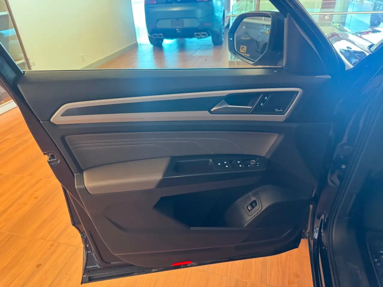 Volkswagen Atlas снимка Volkswagen Atlas