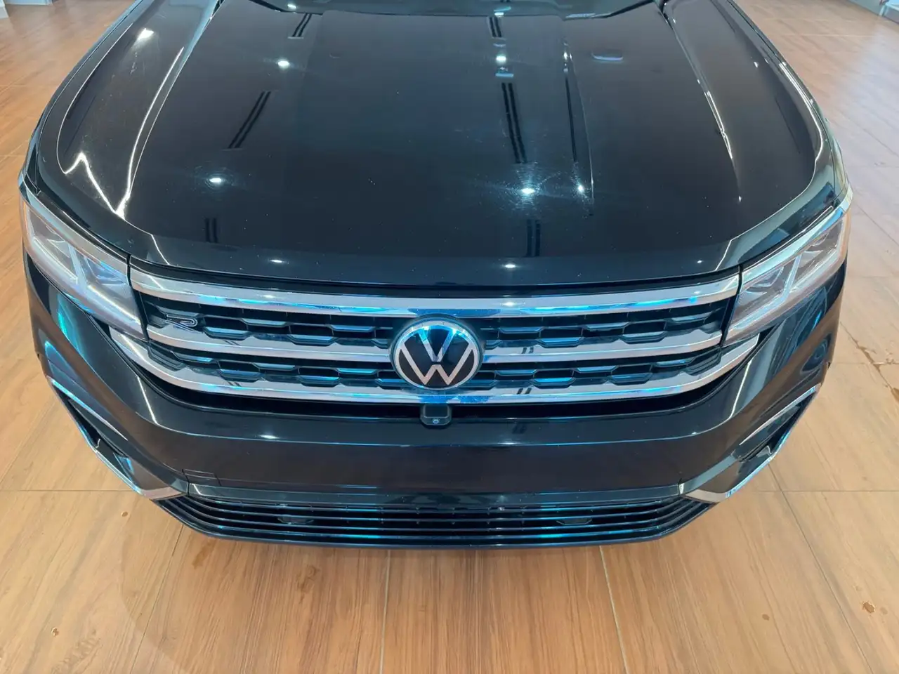 Volkswagen Atlas снимка Volkswagen Atlas