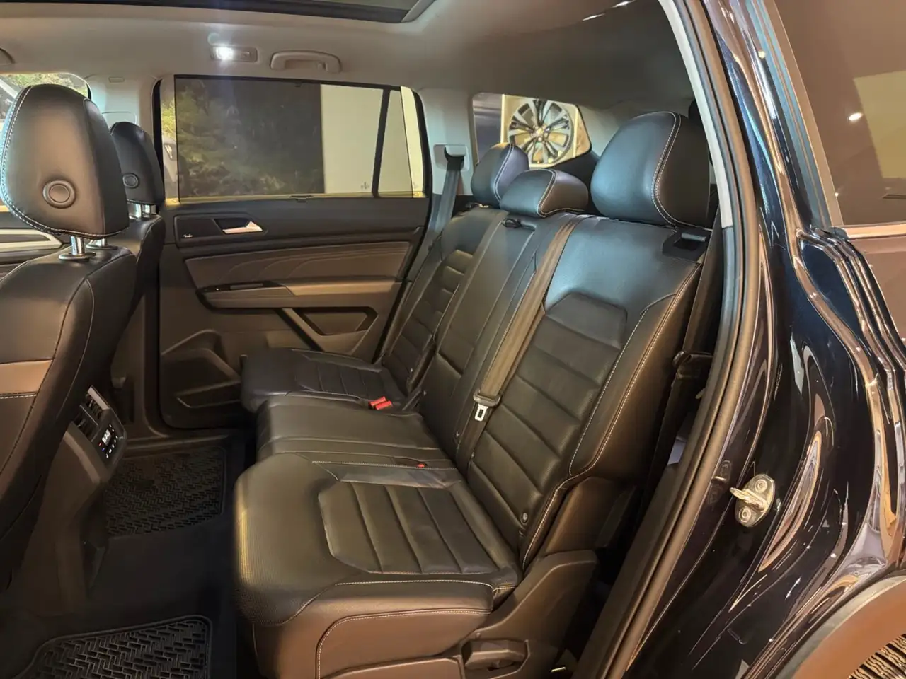 Volkswagen Atlas снимка Volkswagen Atlas