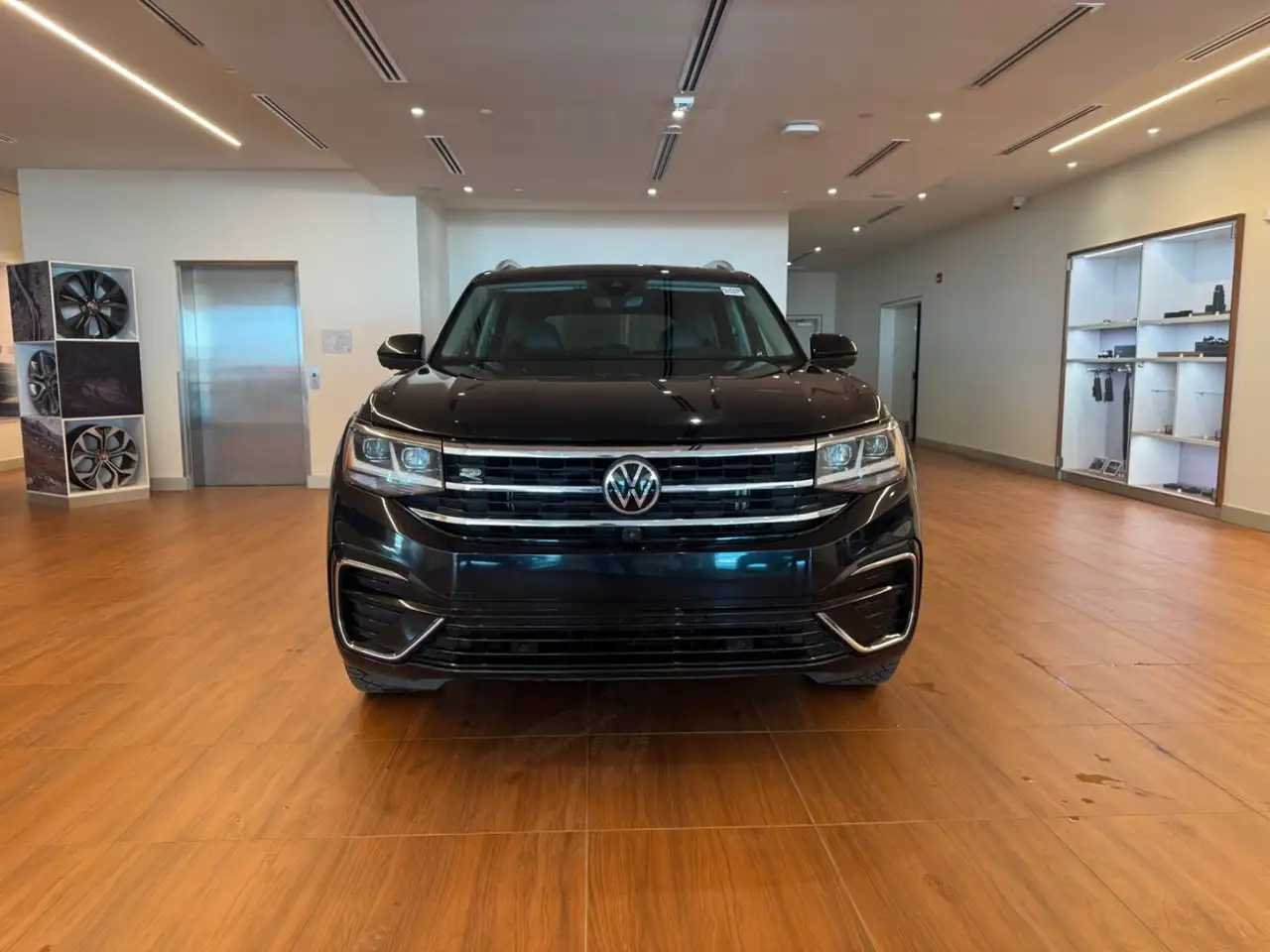 Volkswagen Atlas снимка Volkswagen Atlas