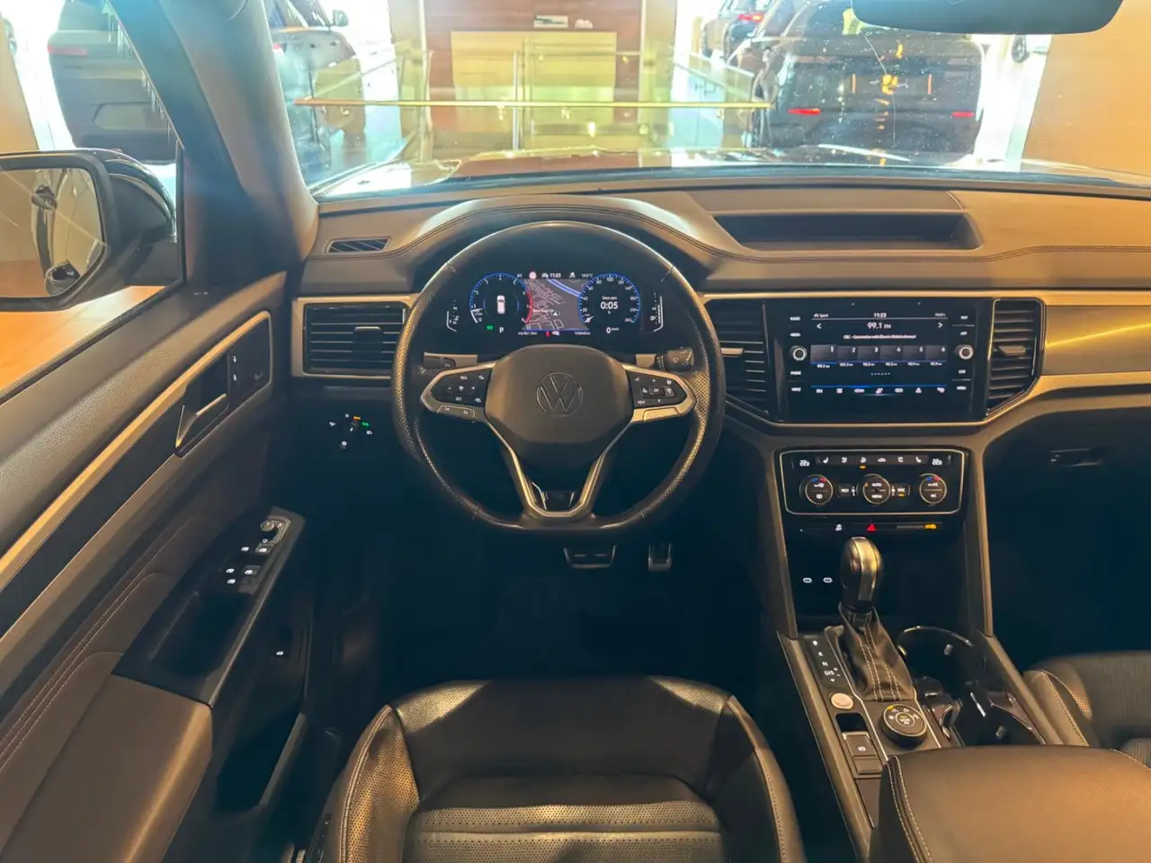 Volkswagen Atlas снимка Volkswagen Atlas
