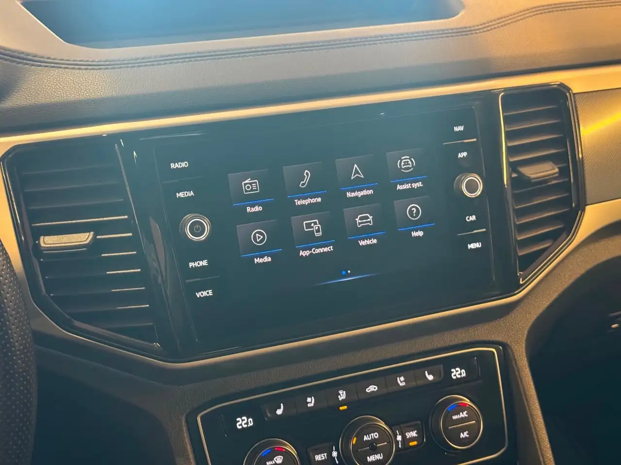 Volkswagen Atlas снимка Volkswagen Atlas