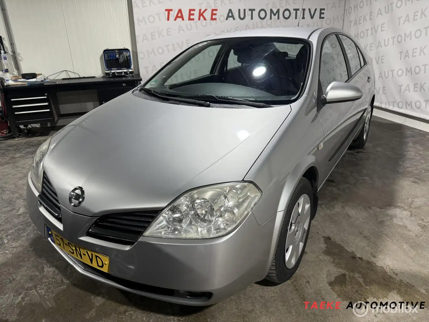Nissan Primera 2.0 Business Edition Clima/Cruise/1e EIG/Nap Grijs - 1