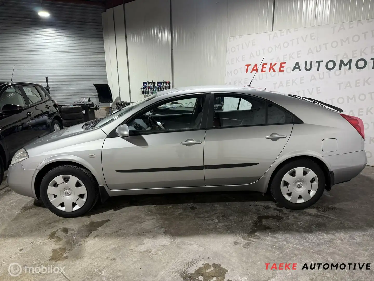 Nissan Primera 2.0 Business Edition Clima/Cruise/1e EIG/Nap Grijs - 2