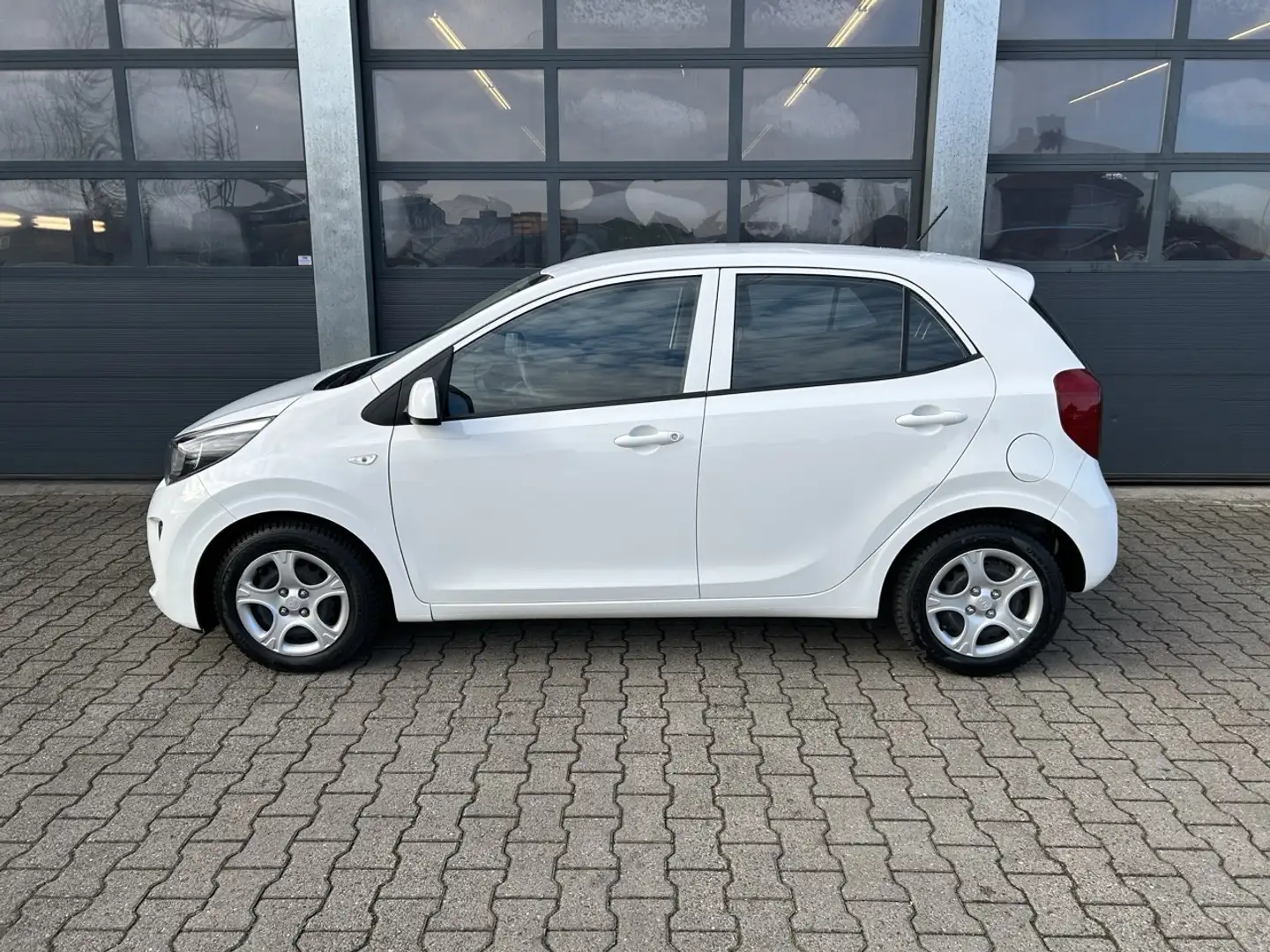 Kia Picanto 1.0 CVVT 66pk 5-drs EconomyPlusLine Weiß - 2