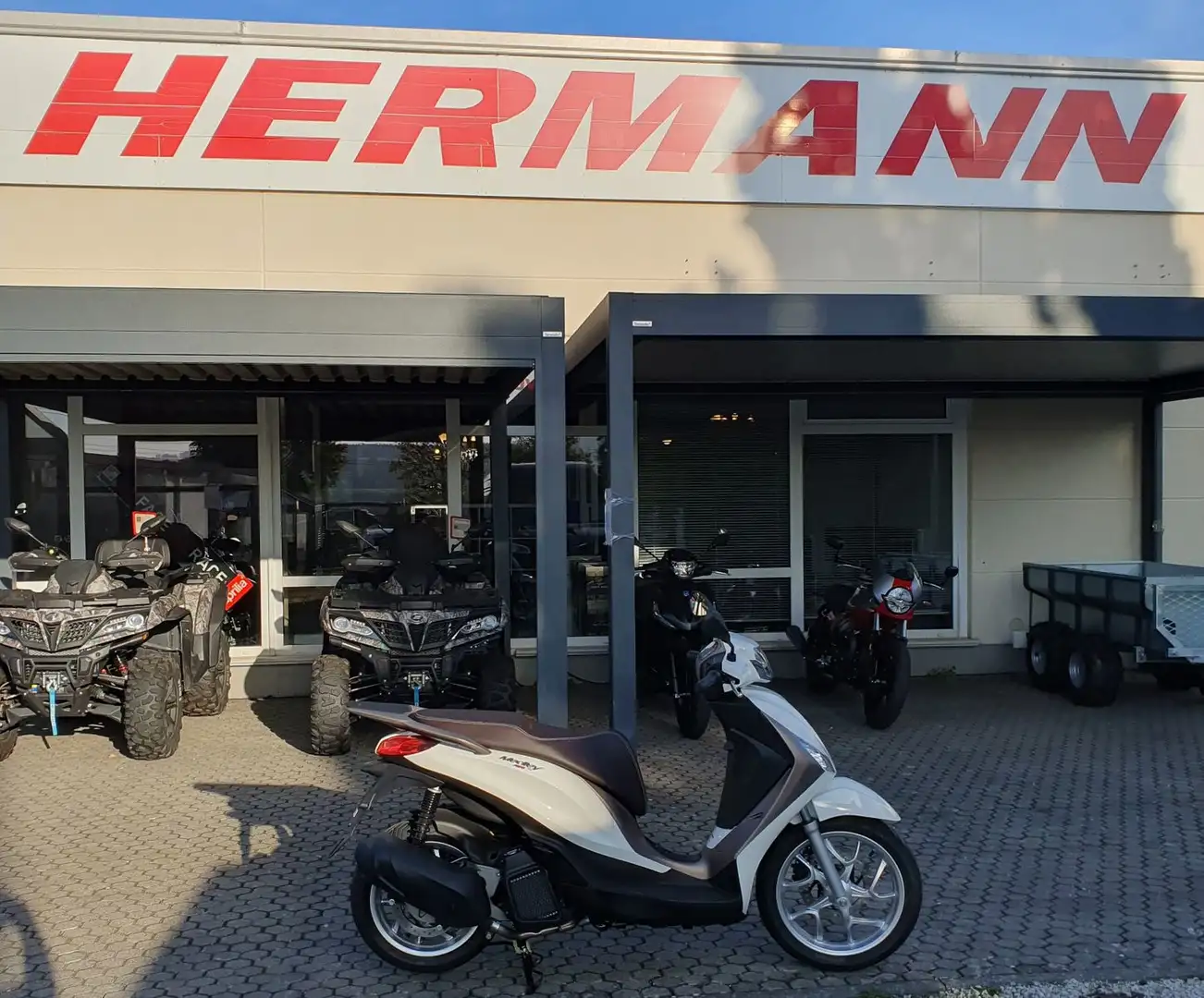 Piaggio Medley 150 i-get ABS verfügbar bijela - 1