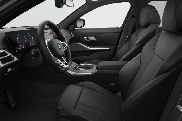BMW 3 Series view 4