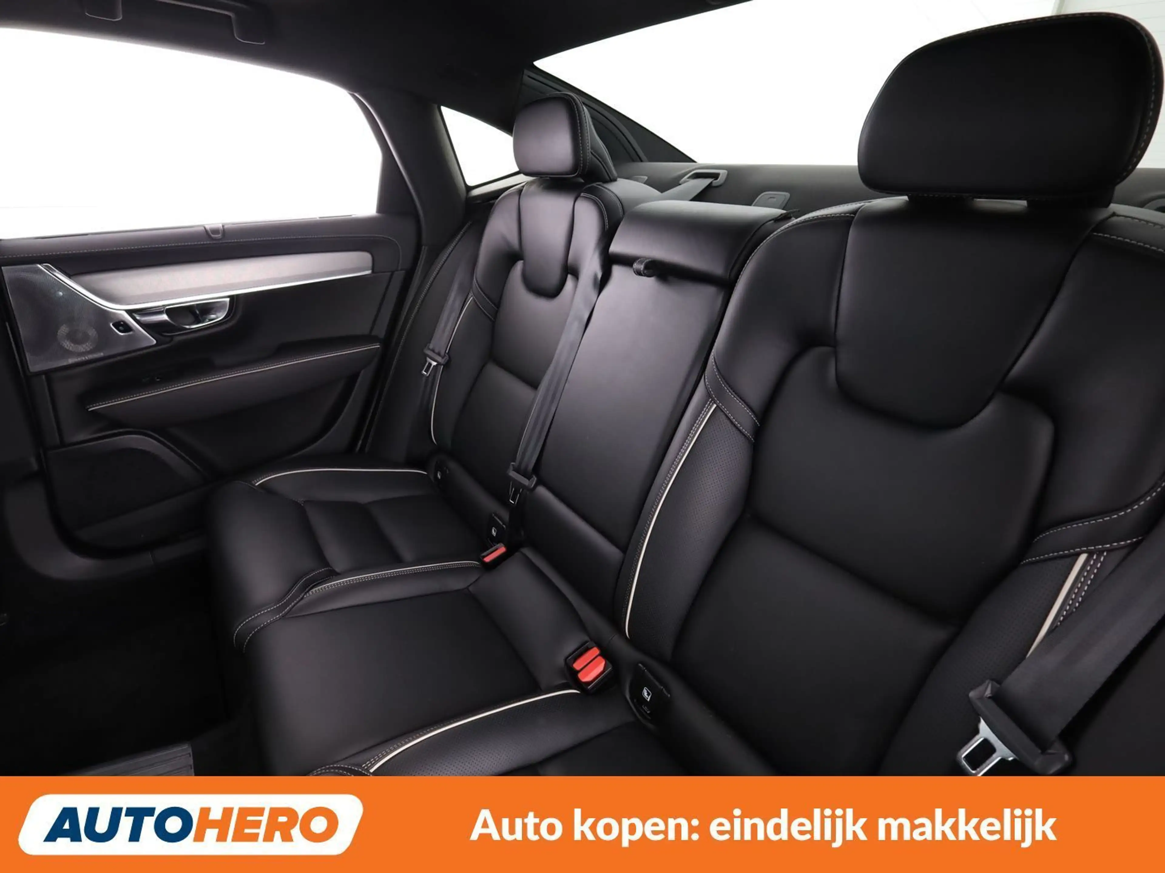 Volvo S90 2.0 T8 Recharge Plug-in Hybrid Ultimate Dark AWD — photo 14