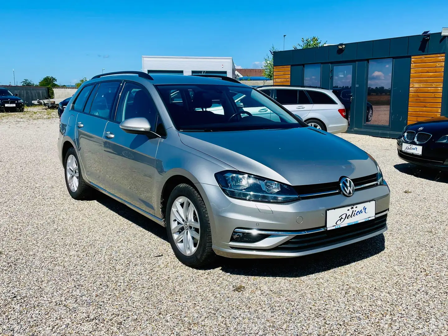 Volkswagen Golf Variant Automatik Navi ACC  ARBÖ Pickerl Silber - 1