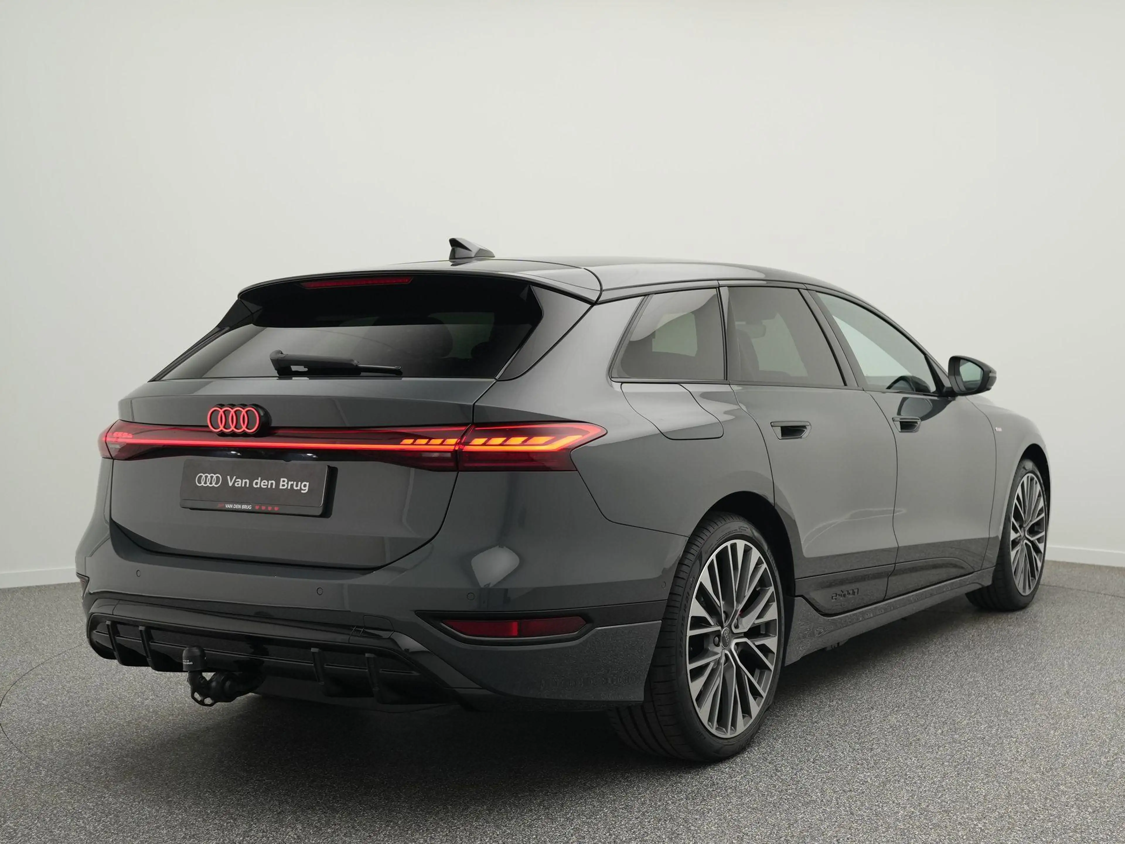 Audi A6 e-tron Etron S edition 83 kWh | Trekhaak wegklapbaar | Ma — photo 2
