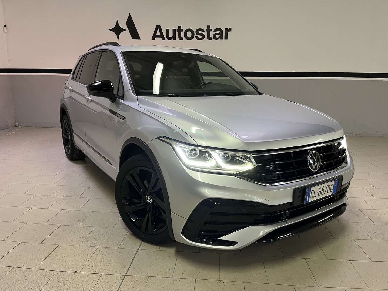 Volkswagen Tiguan 2.0 tdi R-Line 150cv dsg